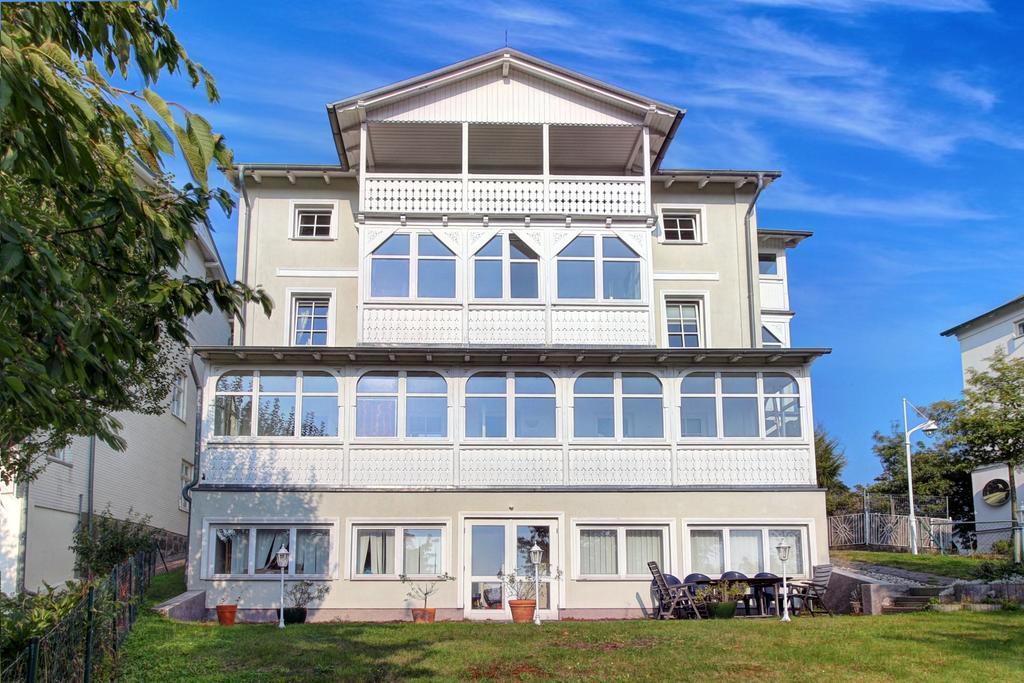 Villa Katharina - Romantikappartements mit Meerblick Sassnitz Exterior foto