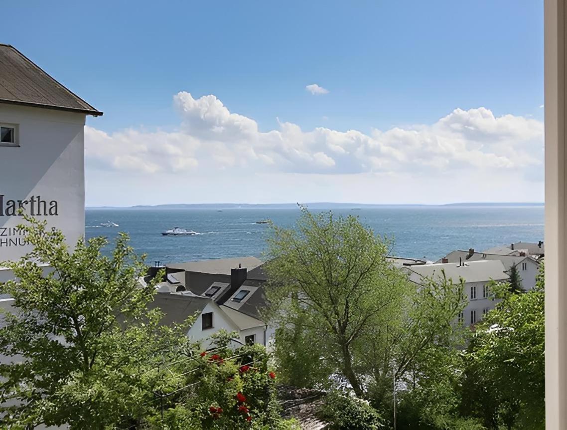 Villa Katharina - Romantikappartements mit Meerblick Sassnitz Exterior foto